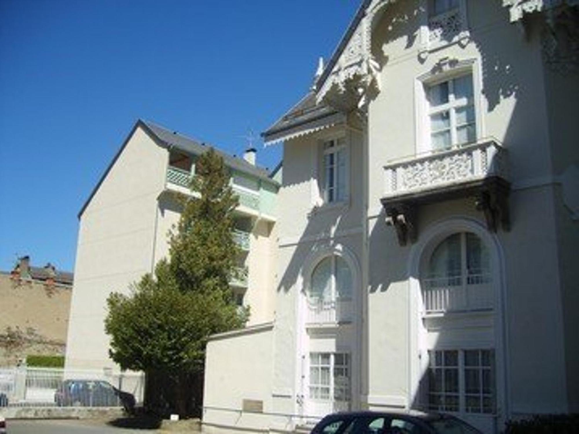 Charmant T2 Rdc Avec Jardinet Et Parking, Proche Thermes Et Commerces - Fr-1-313-152 Bagnères-de-Luchon 外观 照片